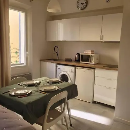 Appartement A Deux Pas Du Port De 4 Pers. La Ciotat